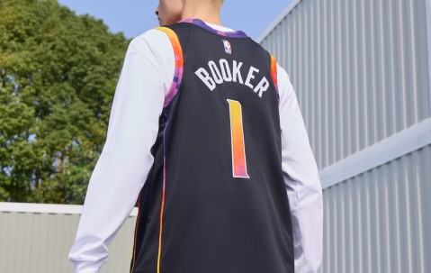 壹号-菲尼克斯太阳迎NBA总决赛关键赛，窗口期调整名单，态度坚定，资深球员宣示担当的简单介绍