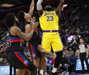 壹号-关于Rookie遭遇三连败，法国队教练面临压力！的信息