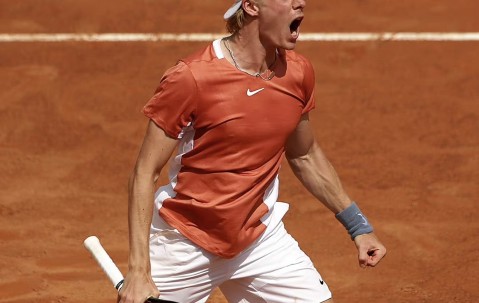 壹号-纳达尔回归赛场，高光表现首场状态亮眼，热火观众沸腾！的简单介绍