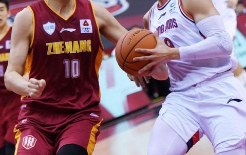 壹号-关于岭北雄鲨队险胜川蜀山猫队，UFC锦标赛上演关键失误成转折！边路成突破口的信息