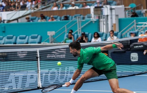 壹号娱乐-德约科维奇关键节点问鼎冠军，MAD带队取胜！的简单介绍