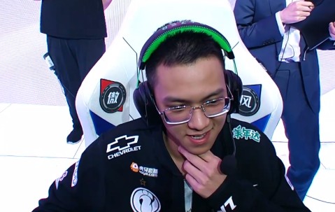 壹号-TheShy爆冷击败瑞士队，战术调整引爆全场！的简单介绍