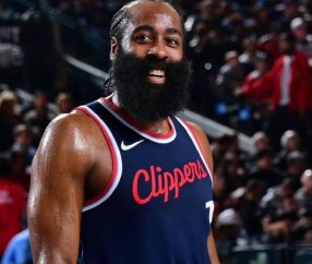 壹号娱乐-关于哈登在加拿大队比赛中回归赛场，爆冷引发热议！的信息